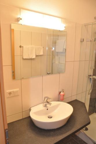 Inwest Hotel Garni 크라일샤임 외부 사진